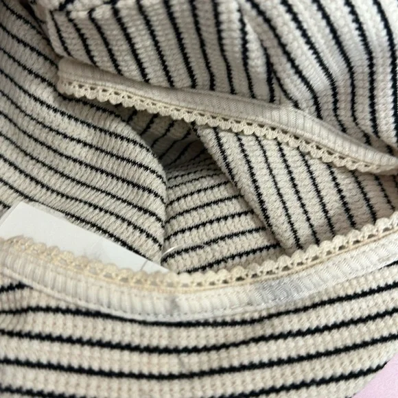 Atelier Crop Top - Picture 6 of 7